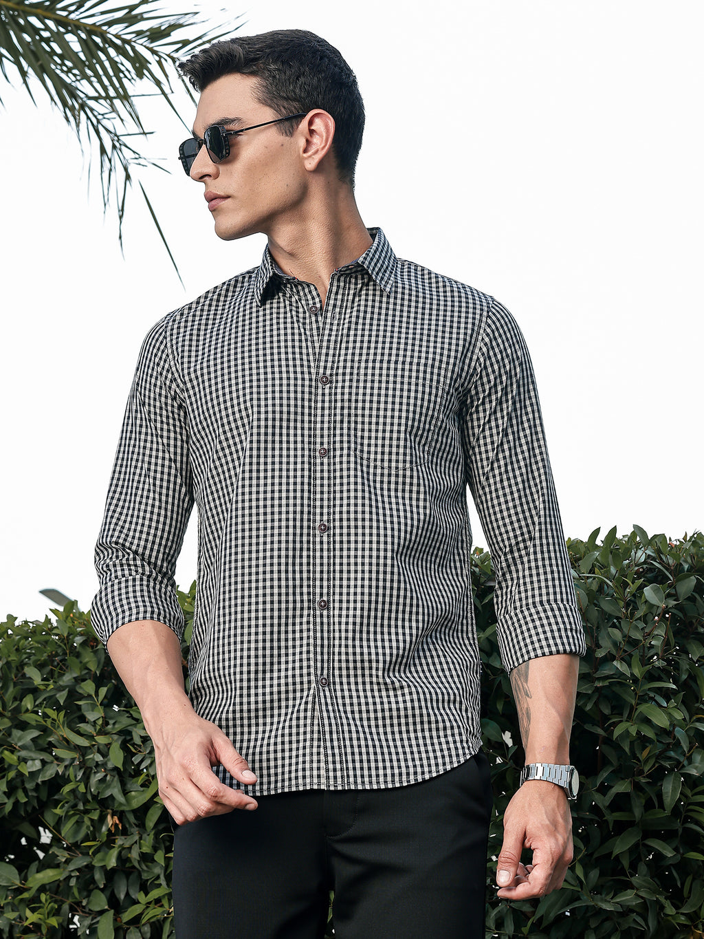 Thomas Scott Men Black Slim Fit Long Sleeves Gingham Checks Woven Casual Shirt