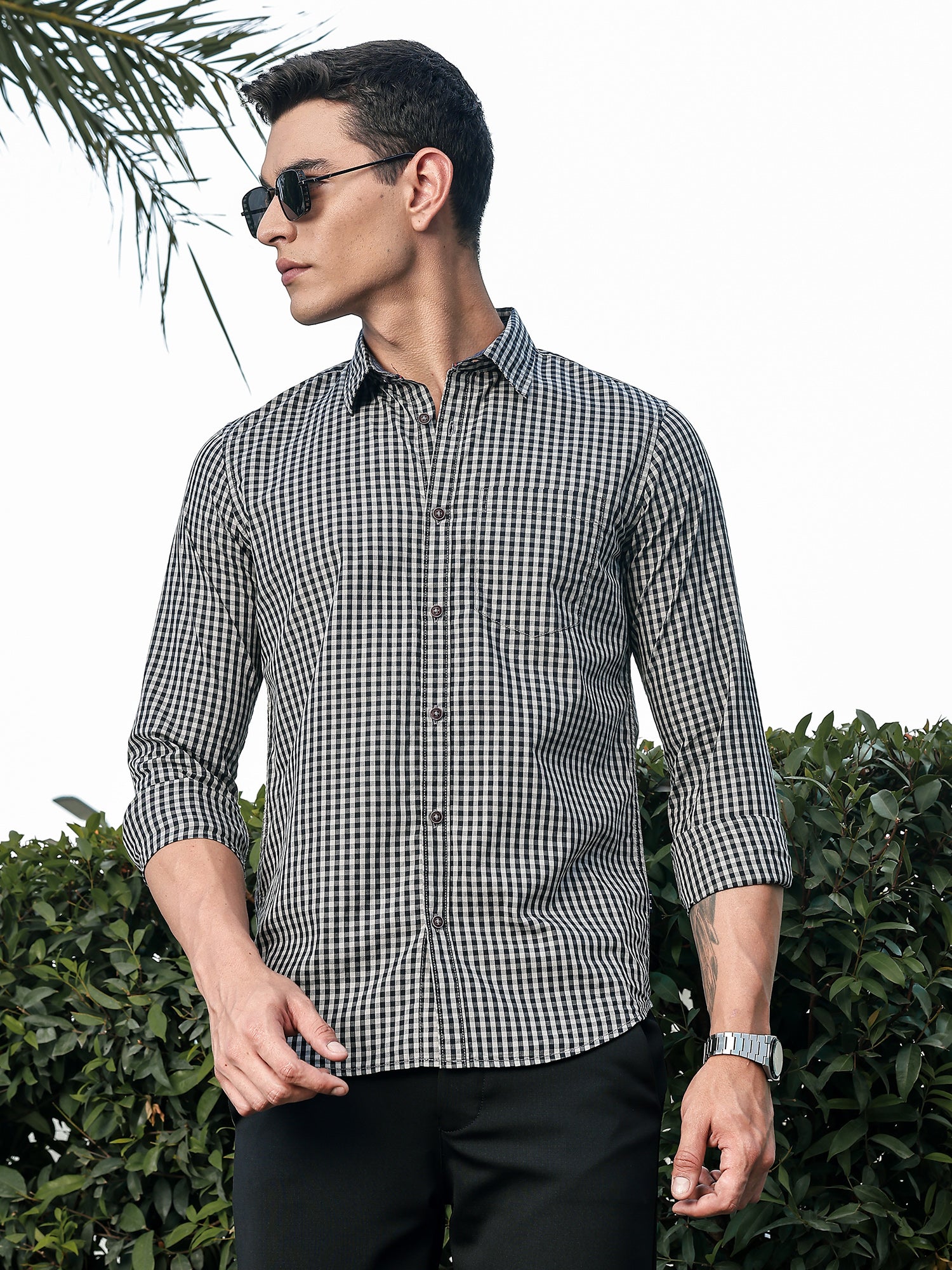 Thomas Scott Men Black Slim Fit Long Sleeves Gingham Checks Woven Casual Shirt