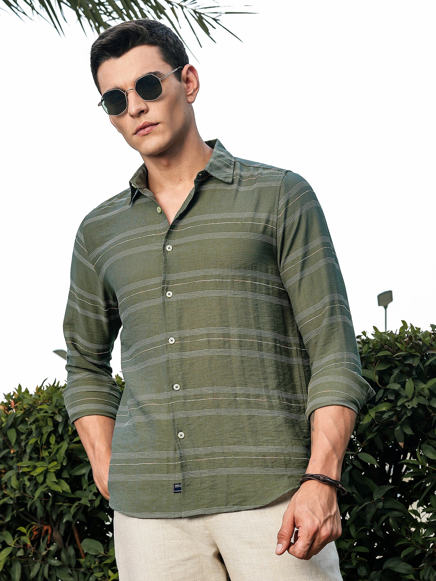 Thomas Scott Men Olive Slim Fit Long Sleeves Horizontal Stripes Casual Shirt