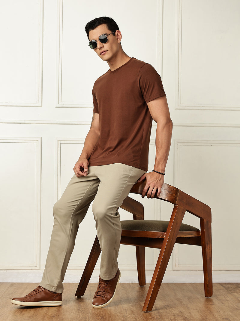 Thomas Scott Men Grey Mid-Rise Straight Fit Solid Woven Chinos Trouser