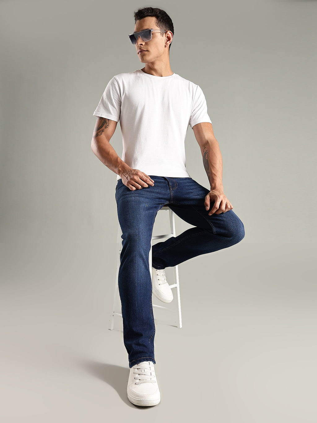 Thomas Scott Men Indigo Mid-Rise Straight Fit Stretchable Jeans