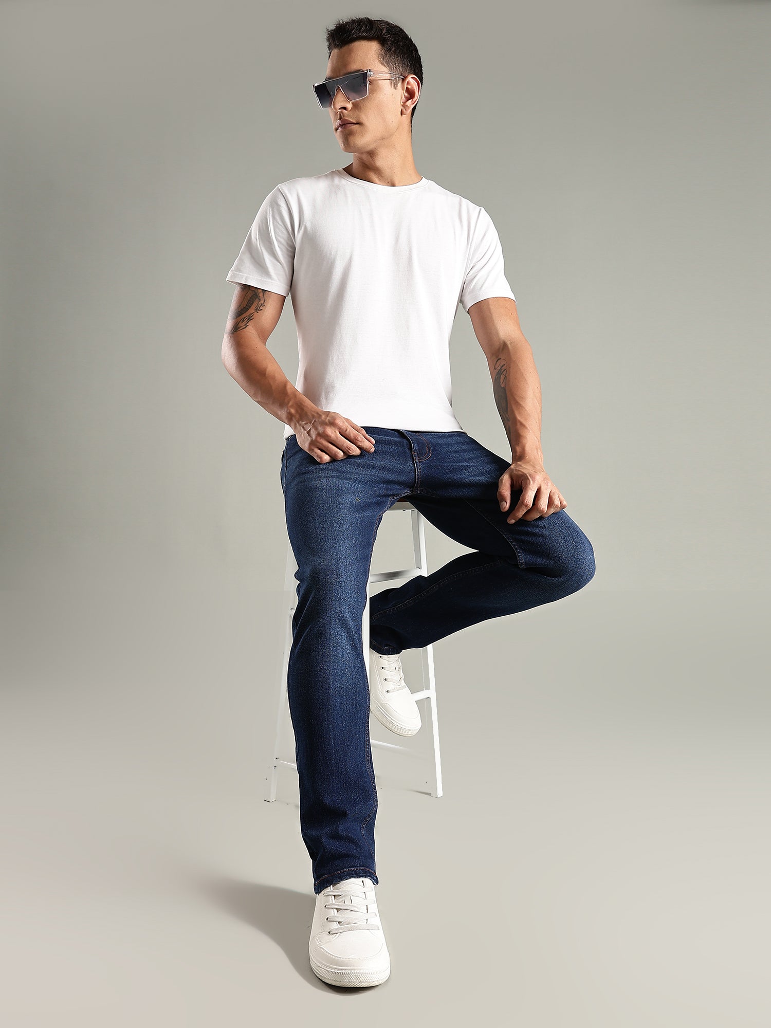Thomas Scott Men Indigo Mid-Rise Straight Fit Stretchable Jeans