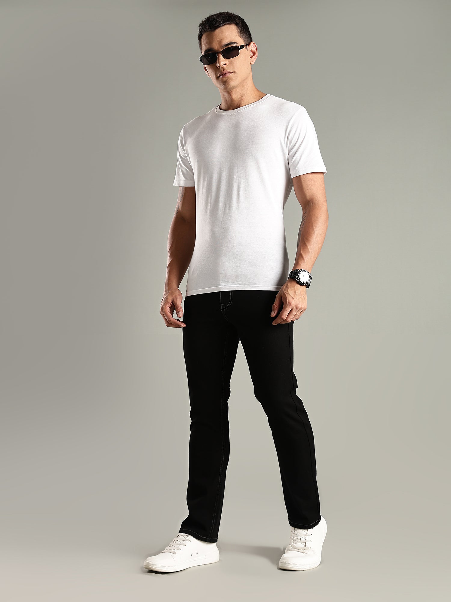 Thomas Scott Men Black Mid-Rise Straight Fit Stretchable Jeans