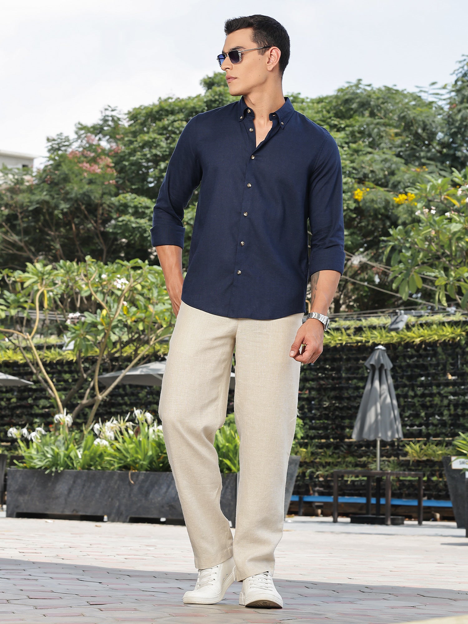 Thomas Scott Men Navy Slim Fit Long Sleeves Button-Down Collar Lyocel Linen Casual Shirt