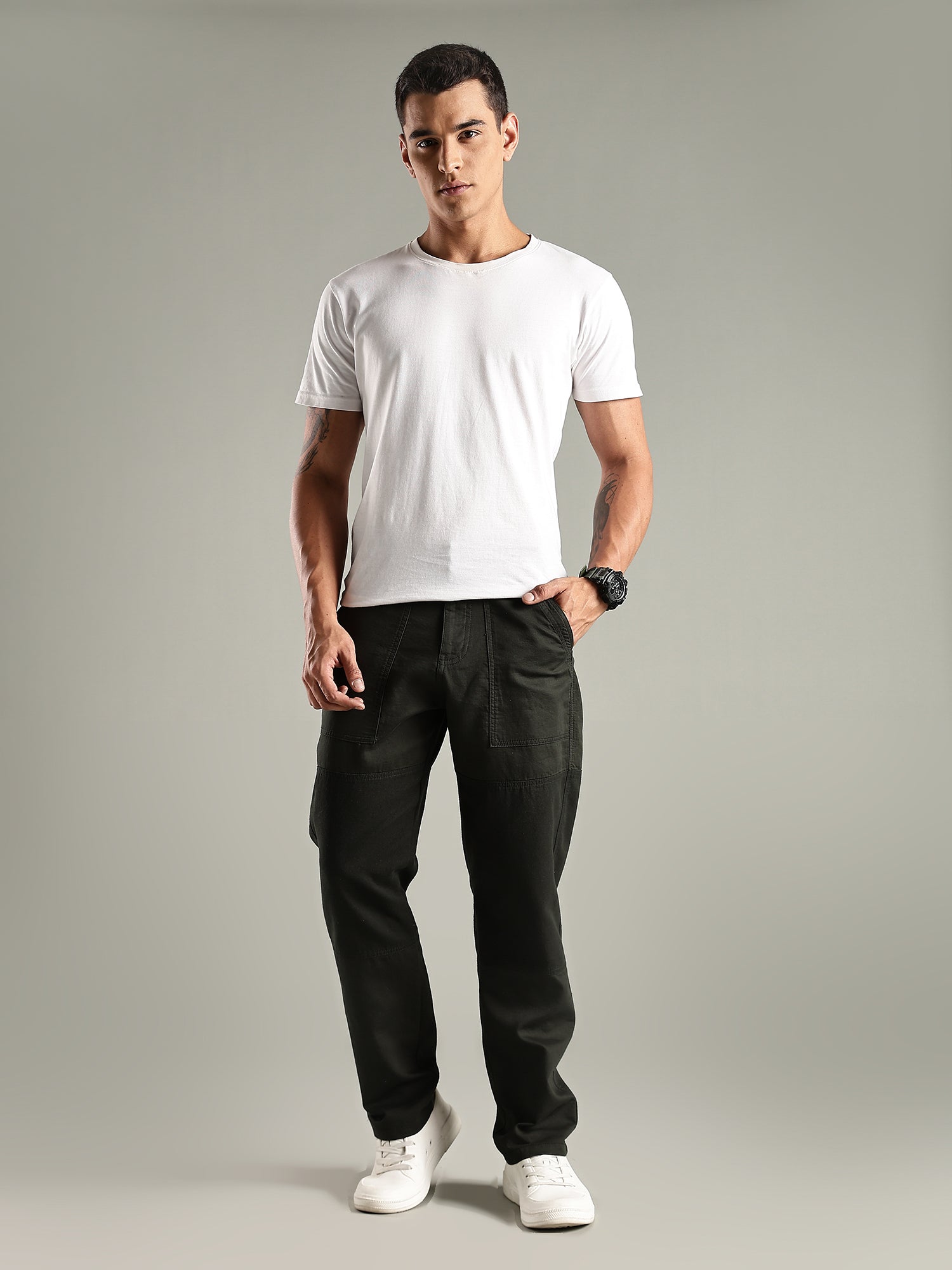 Thomas Scott Men Dark Green Mid-Rise Relaxed Fit Woven Trouser