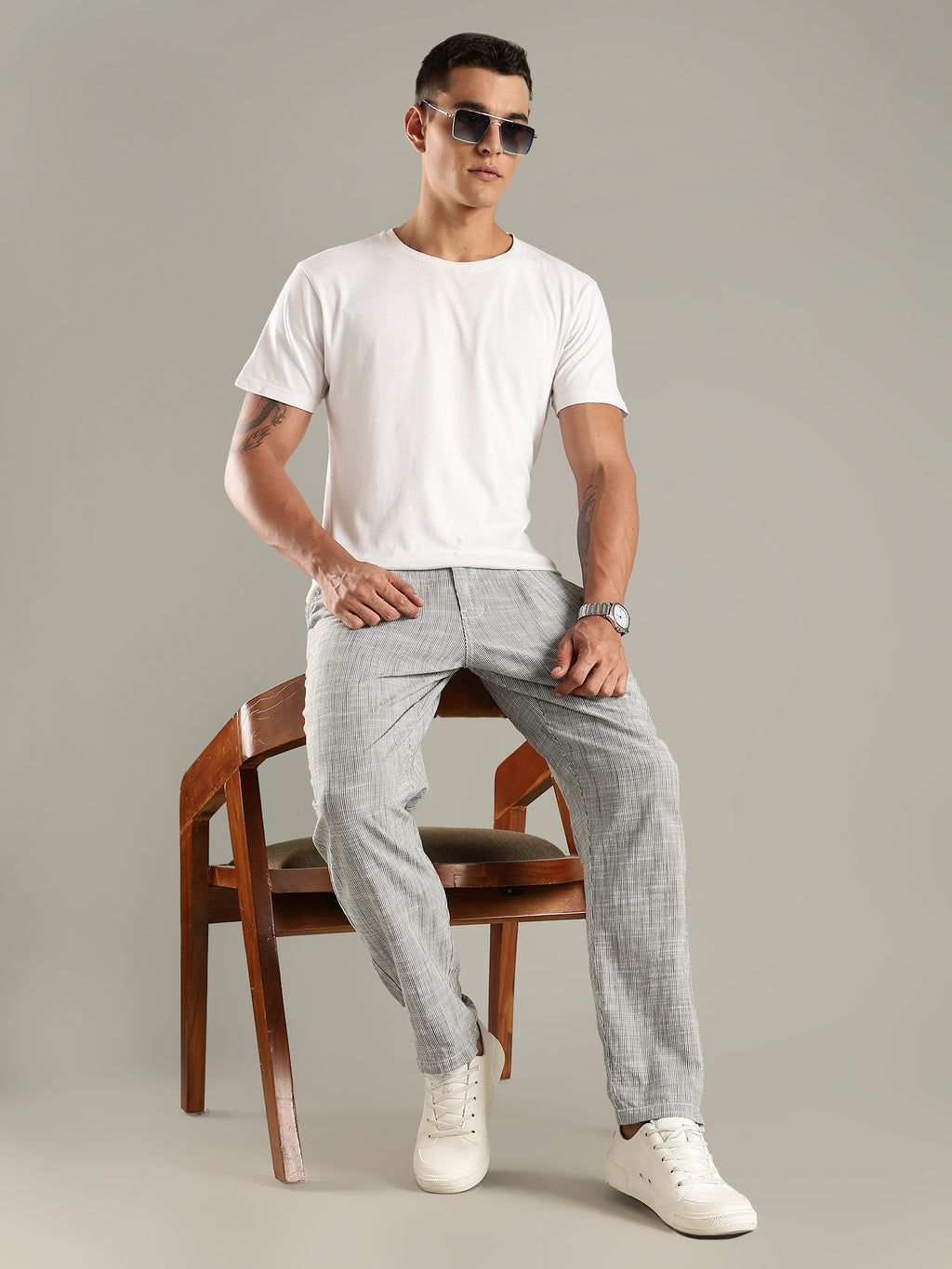 Thomas Scott Men Green Straight Fit Mid-Rise Sriped Linen Trouser