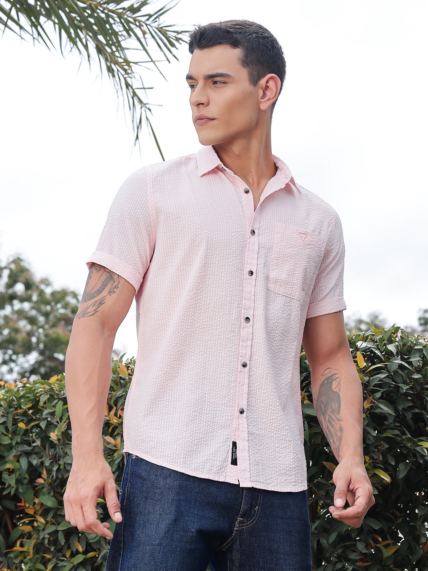 Thomas Scott Men Pink Slim Fit Short Sleeves Spread Collar Seer Sucker Casual Shirt