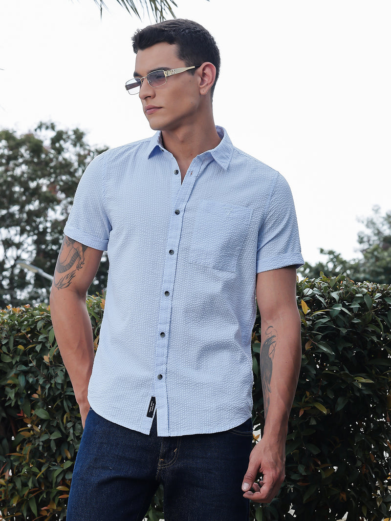 Thomas Scott Men Sky Blue Slim Fit Short Sleeves Spread Collar Seer Sucker Casual Shirt