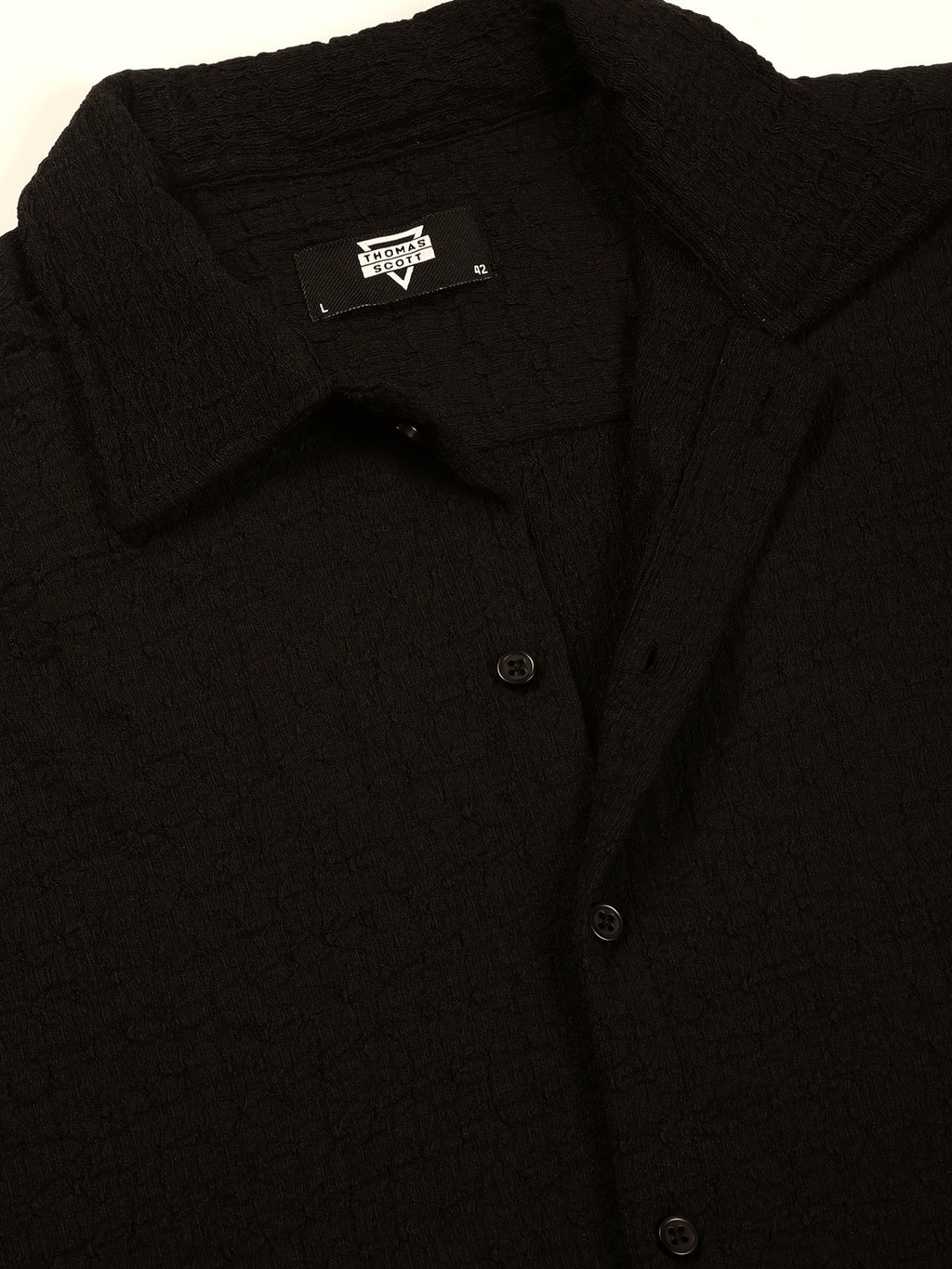 Thomas Scott Men Black Regular Fit Short Sleeves Cuban Collar Seersucker Shirt