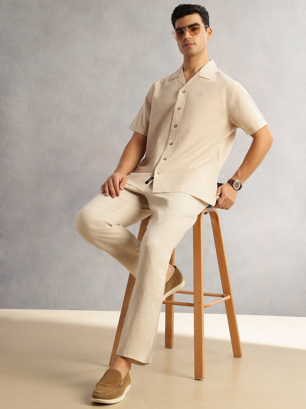 Thomas Scott Men Beige Oversized Fit Short Sleeves Cuban Collar Solid Cotton Linen Casual Shirt
