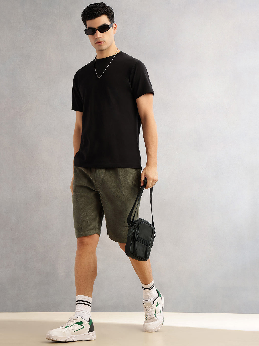 Thomas Scott Men Mint Regular Fit Mid-Rise Corduroy Casual Shorts