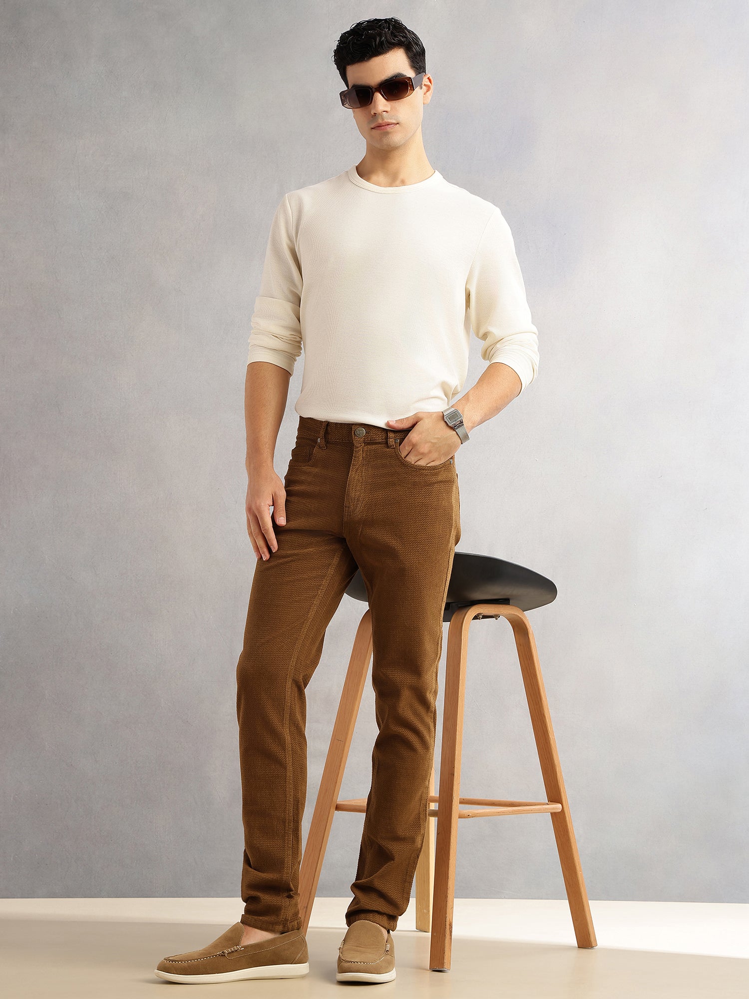 Thomas Scott Men Tan Regular Fit Mid-Rise 5 Pockets Gabbar Corduroy Chinos Trouser