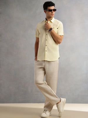 Yellow Regular Fit Short Sleeves Spread Collar 100% Cotton Casual Shirt For Men