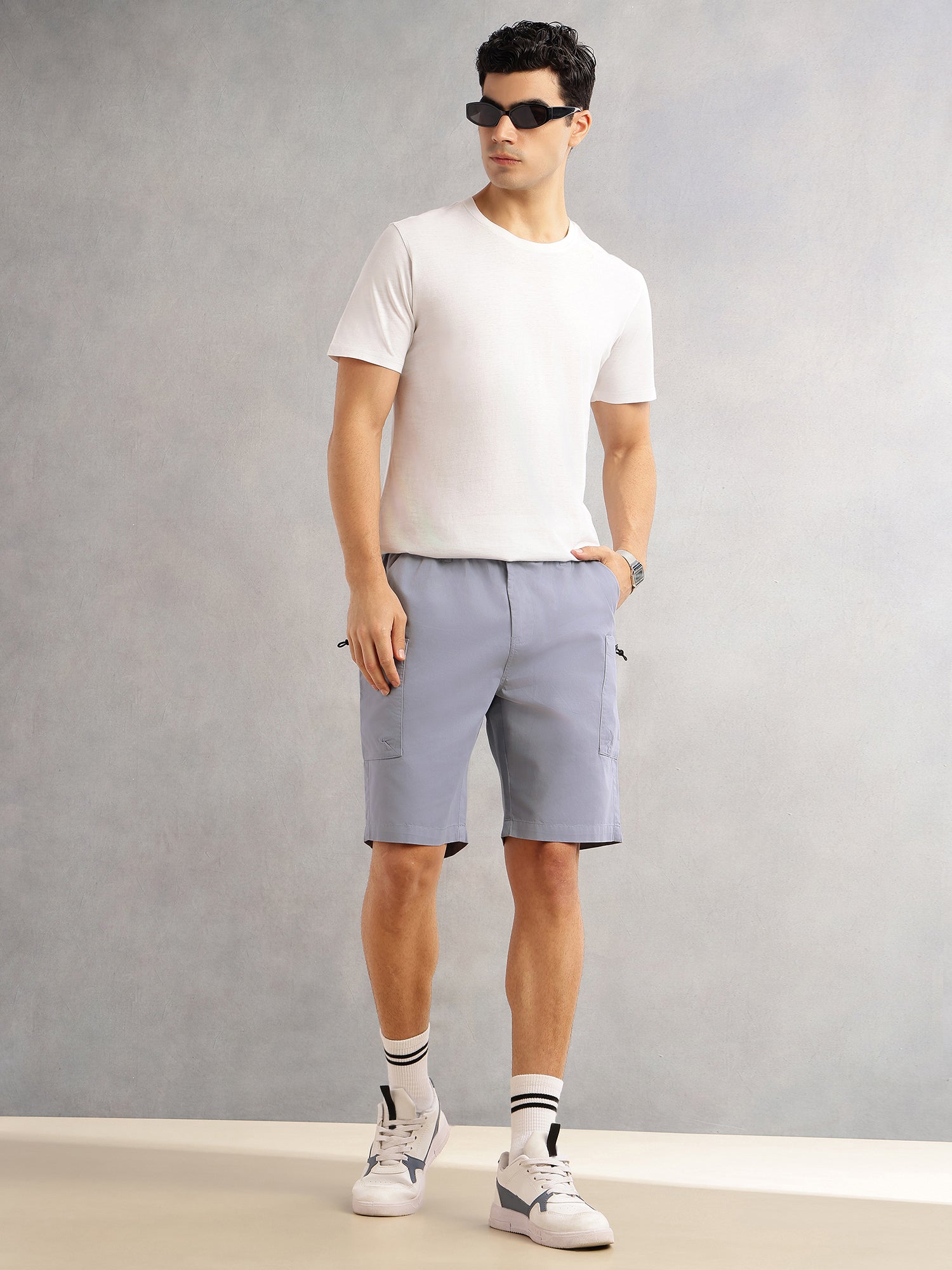 Thomas Scott Men Blue Relaxed Fit Mid-Rise Solid 100% Cotton Woven Cargo Shorts