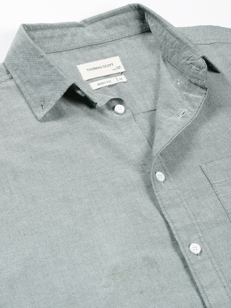 Thomas Scott Men Olive Boxy Fit Long Sleeves Spread Collar Solid 100% Cotton Oxford Casual Shirt