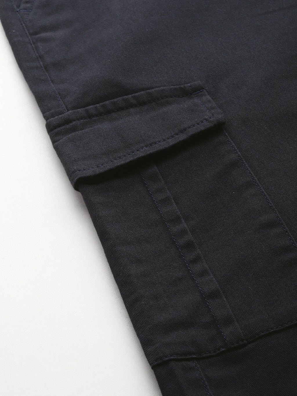 Thomas Scott Men Navy Cricket Club Plus Size Regular Fit Mid-Rise Solid Woven Cargo Trouser