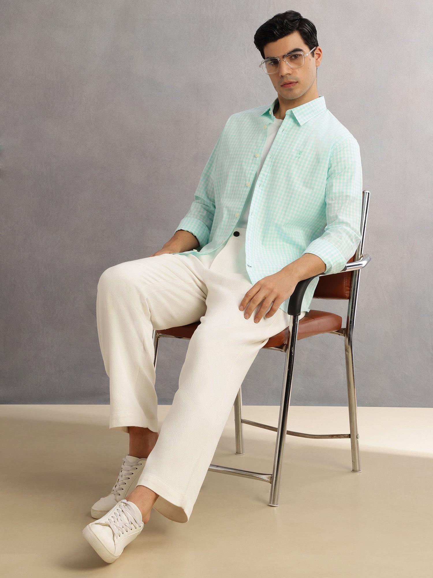 Thomas Scott Men Aqua Cricket Club Slim Fit Long Sleeves Spread Collar Gingham Checks 100% Cotton Casual Shirt