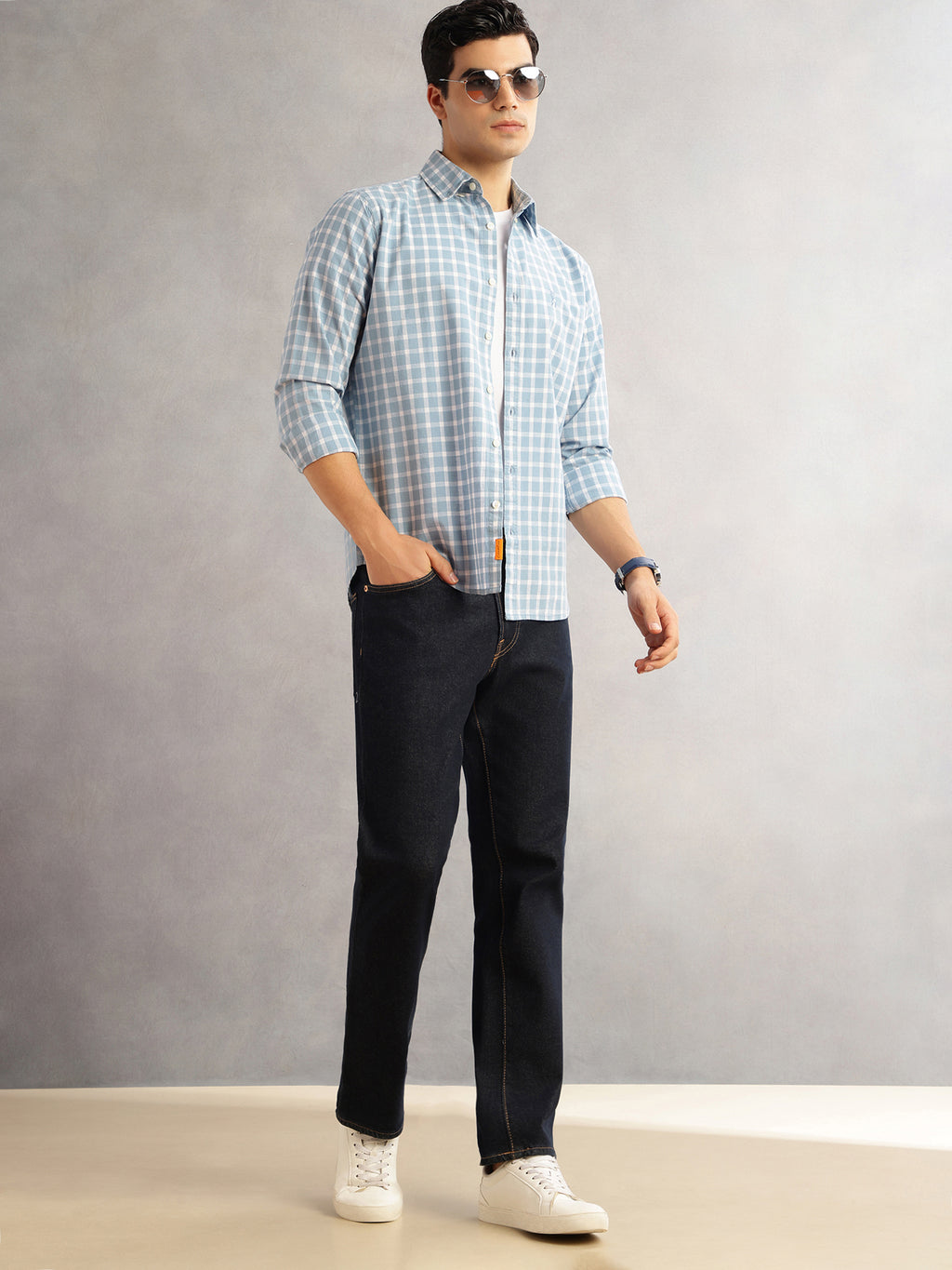 Thomas Scott Men Blue Cricket Club Slim Fit Long Sleeves Button-Down Collar Gingham Checks Cotton Linen Casual Shirt