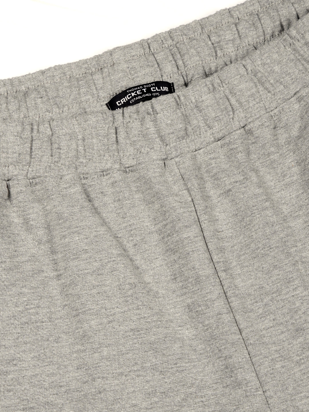 Thomas Scott Men Grey Melange Regular Fit Mid-Rise Solid 2 Pockets Knitted Shorts