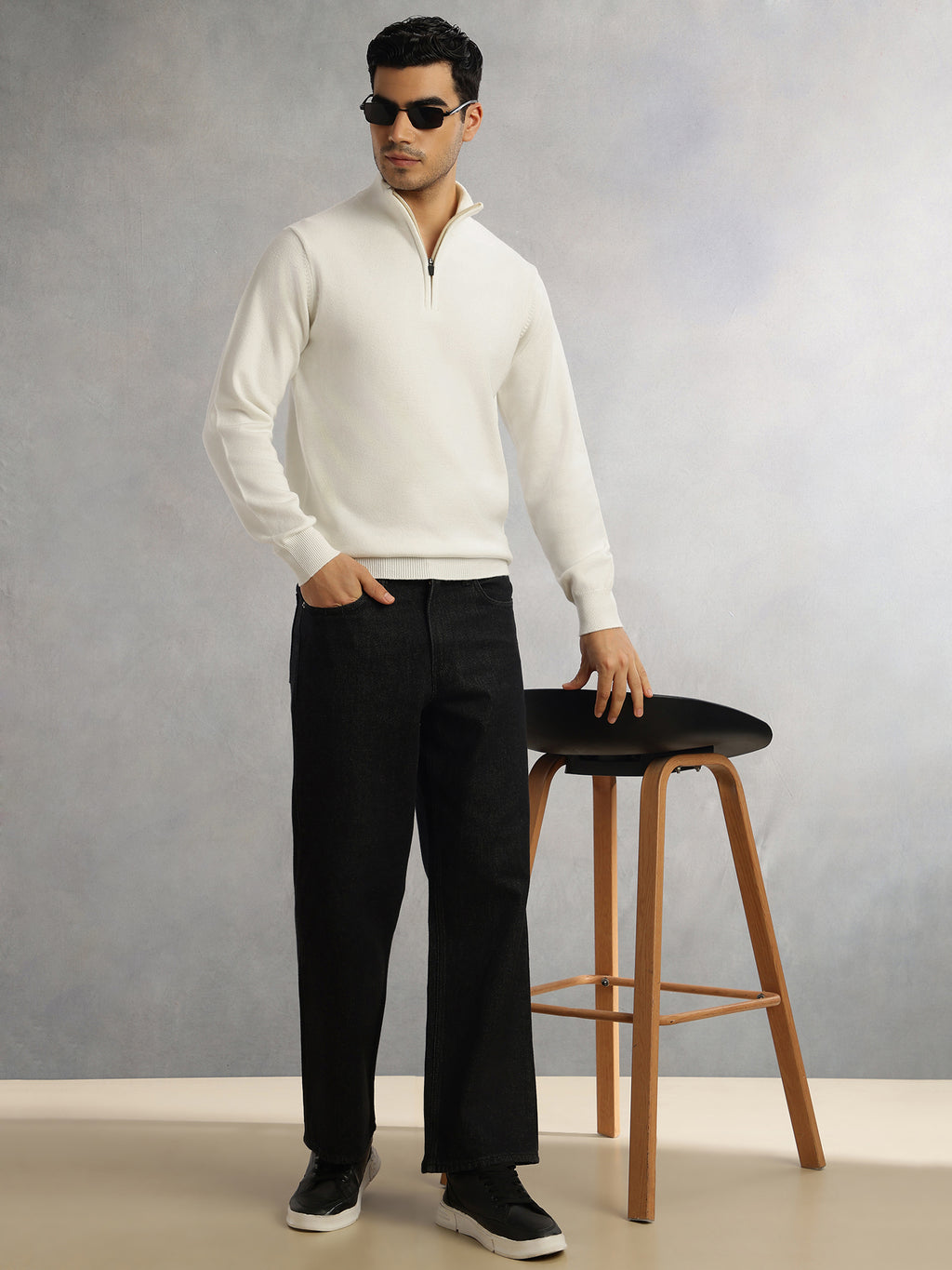 White Regular Fit Long Sleeves High Neck Solid Knitted Pullover Sweatshirt