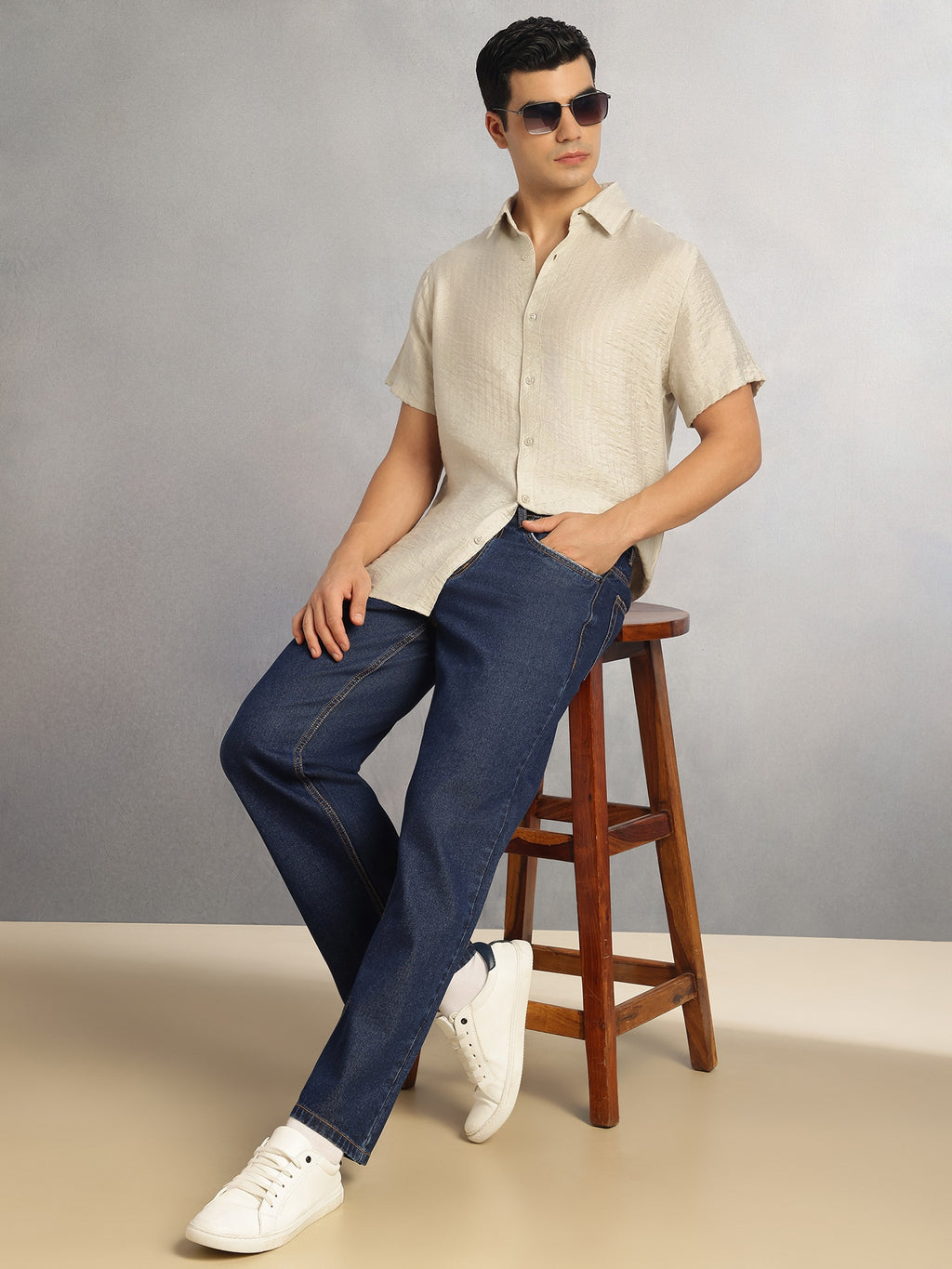 Thomas Scott Men Dark Blue Mid-Rise Baggy Fit No Fade Clean Look 100% Cotton Non Stretchable Jeans