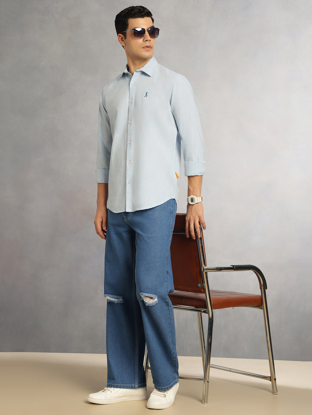 Thomas Scott Men Sky Blue Cricket Club Collection Slim Fit Long Sleeves Spread Collar Pinstripes Cotton Linen Casual Shirt