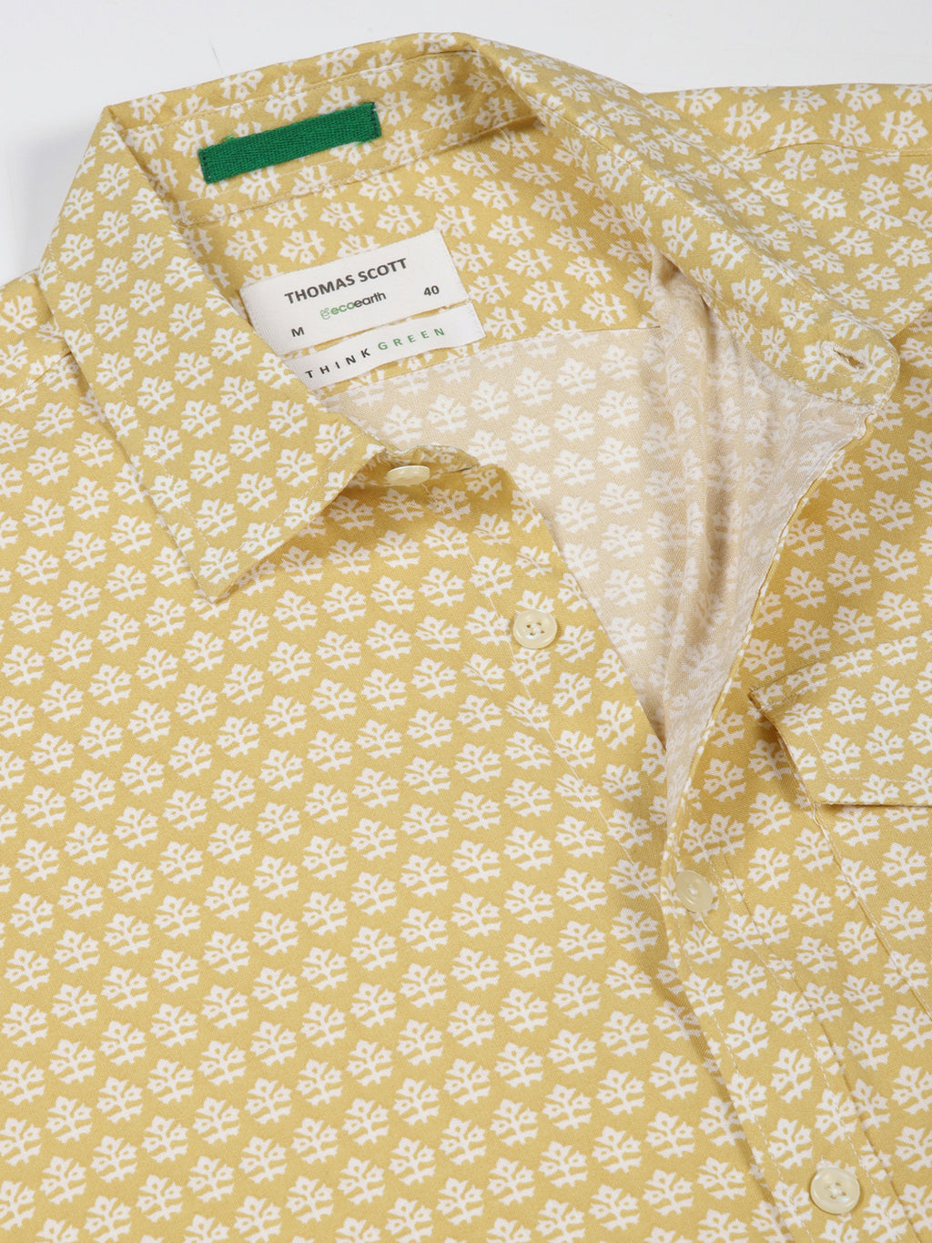 Thomas Scott Men Mustard Regular Fit Short Sleeves Spread Collar Floral Printed Casual Shirt