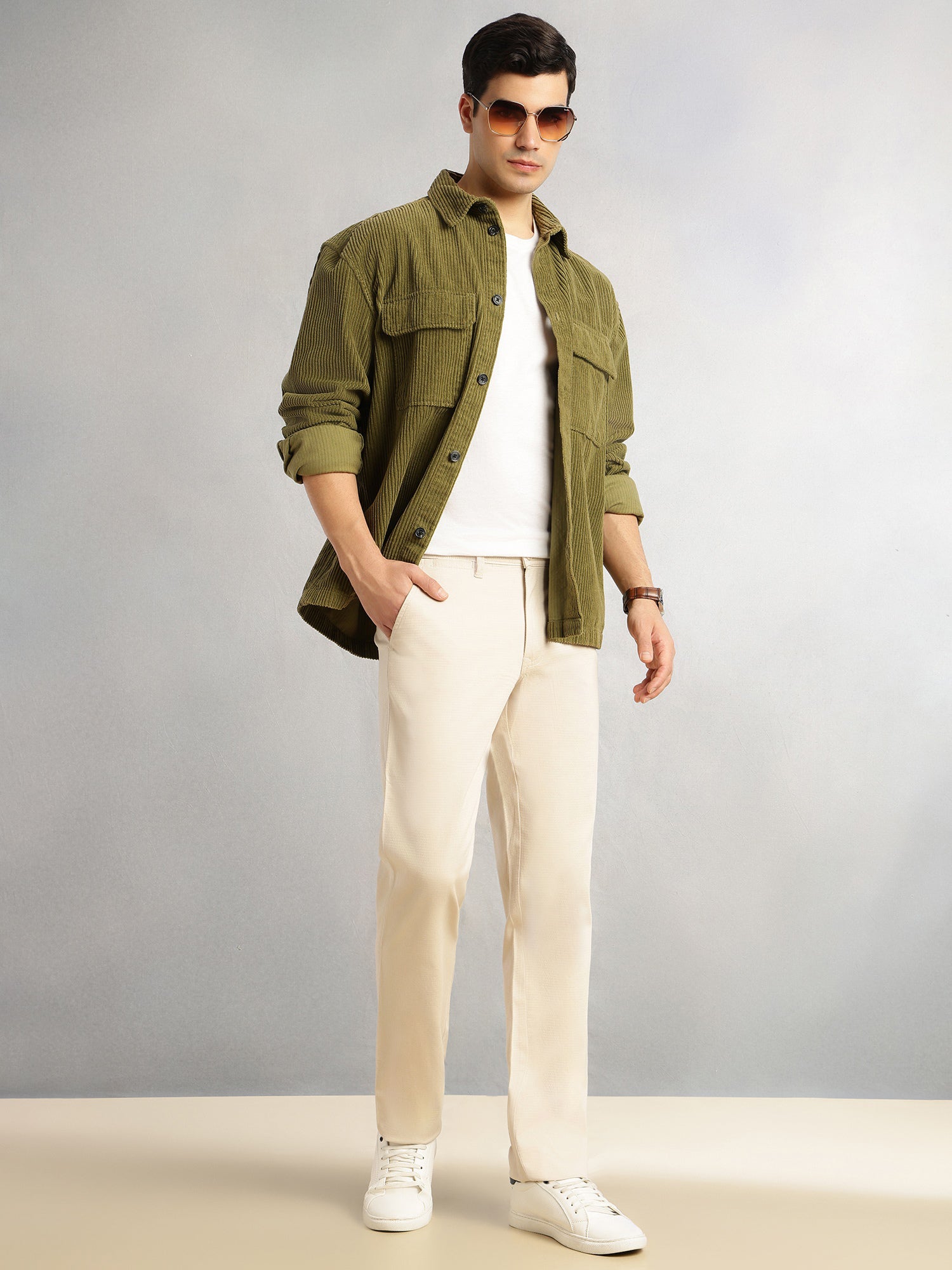 Thomas Scott Men Beige Cricket Club Collection Regular Fit Mid-Rise Solid Woven Trouser