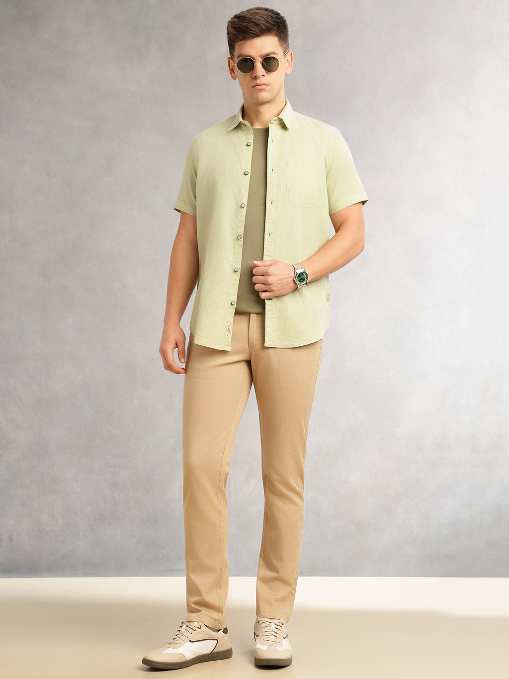 Thomas Scott Men Khaki Cricket Club Collection Regular Fit Mid-Rise Solid 4 Pockets Woven Chinos Trouser