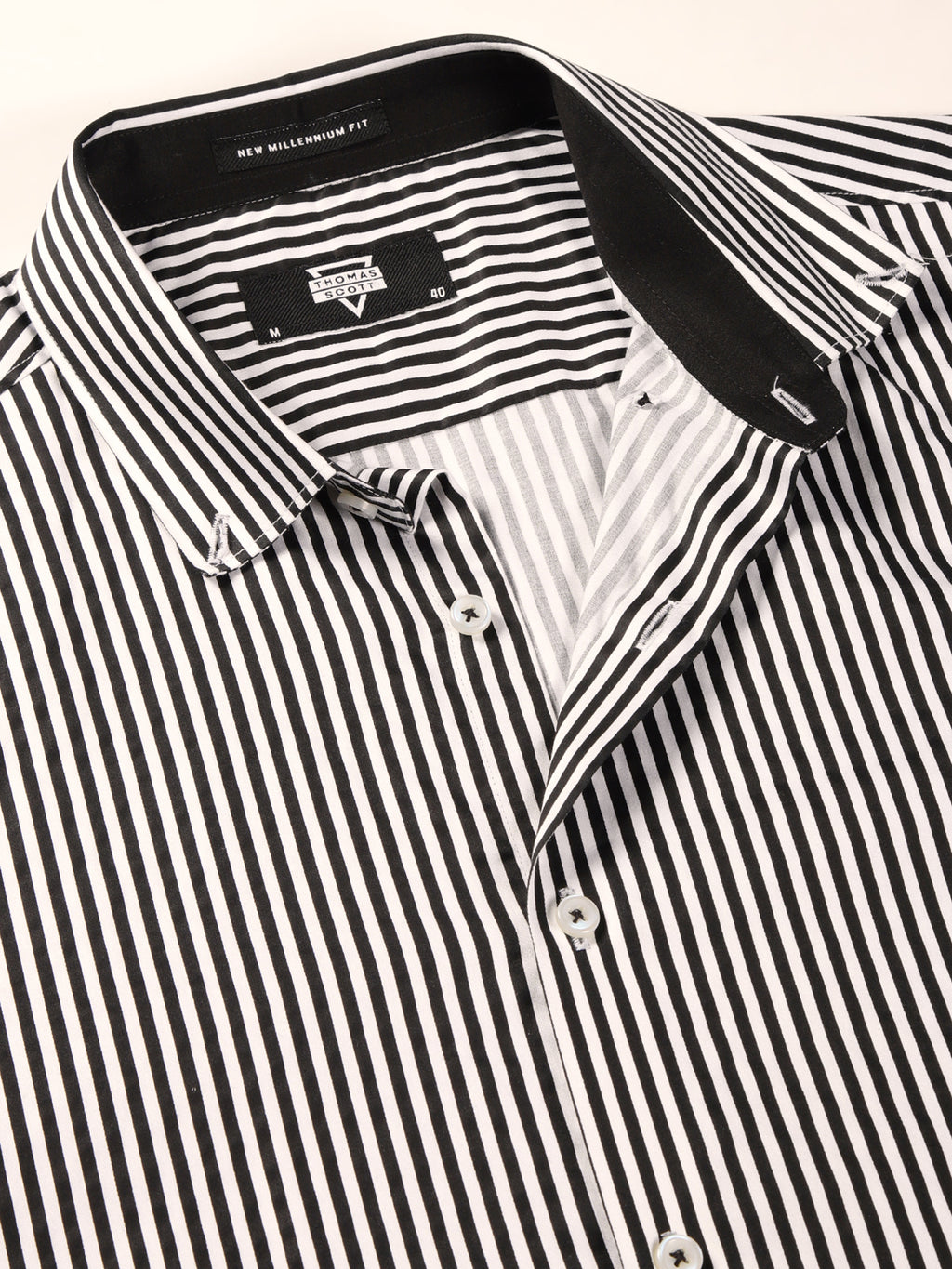 Thomas Scott Men Black Long Sleeves Regular Fit Button-Down Collar Vertical Stripes 100% Cotton Formal Shirt