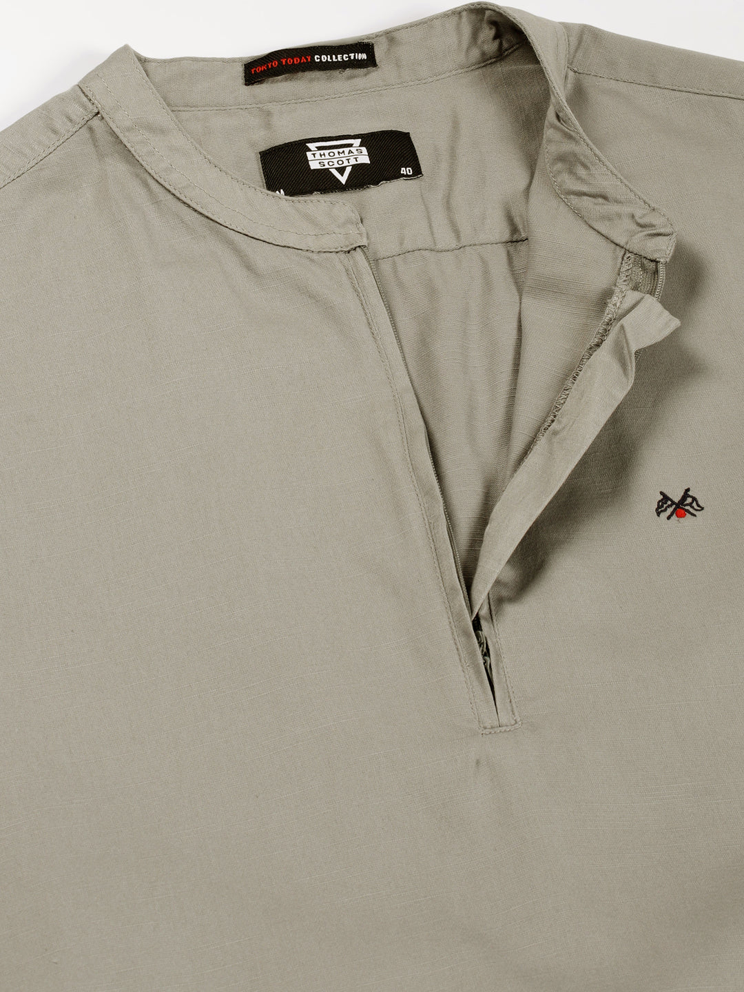 Thomas Scott Men Light Grey Regular Fit Short Sleeves Mandarin Collar Solid 100% Cotton Woven T-Shirt