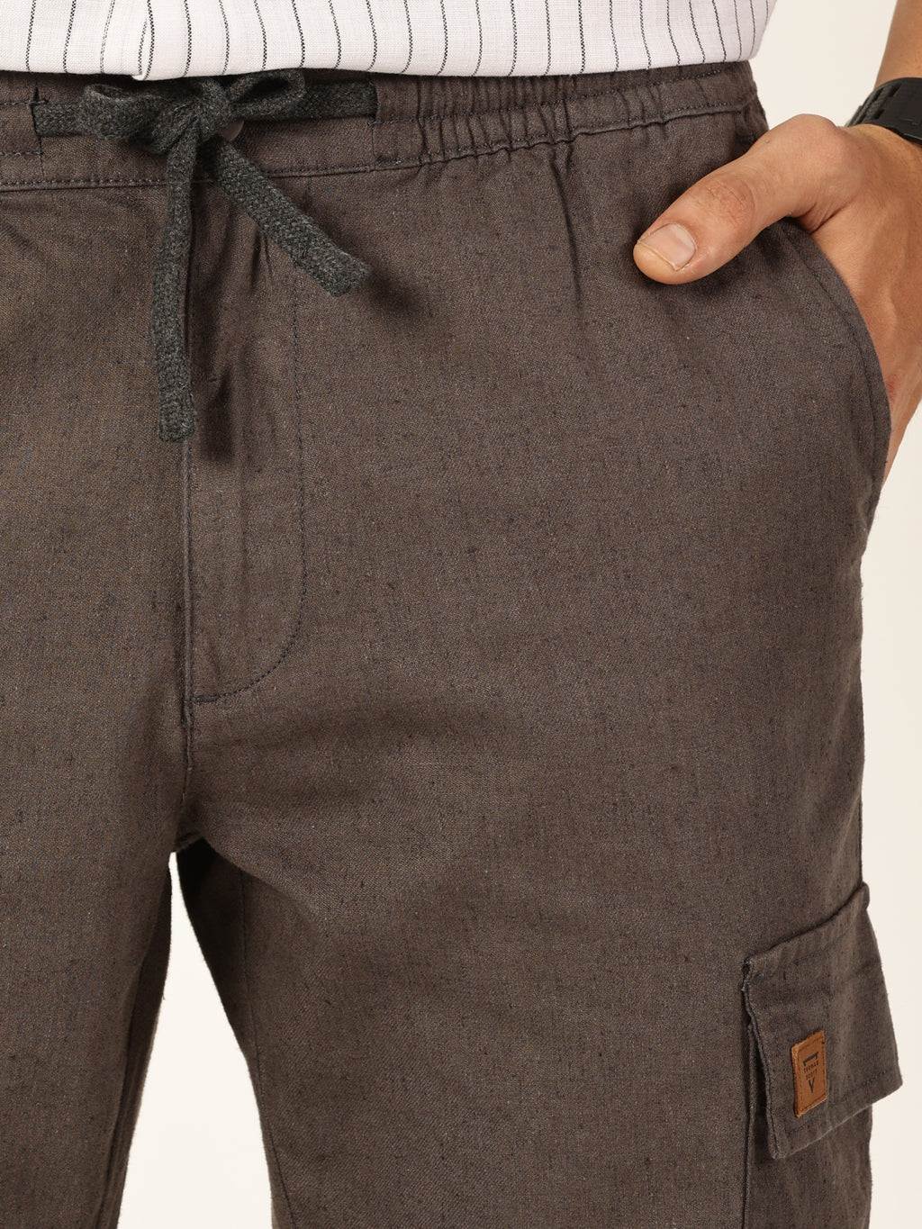 Thomas Scott Men Grey Straight Fit Mid-Rise Cotton Linen Solid Woven Cargo Trouser