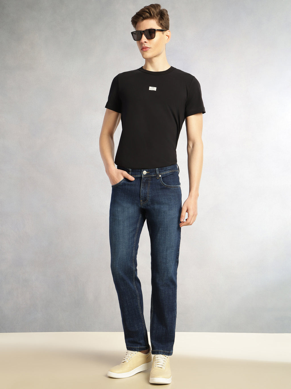 Thomas Scott Men Mid Blue Cricket Club Collection Slim Fit Mid-Rise Faded 5 Pockets Stretchable Jeans