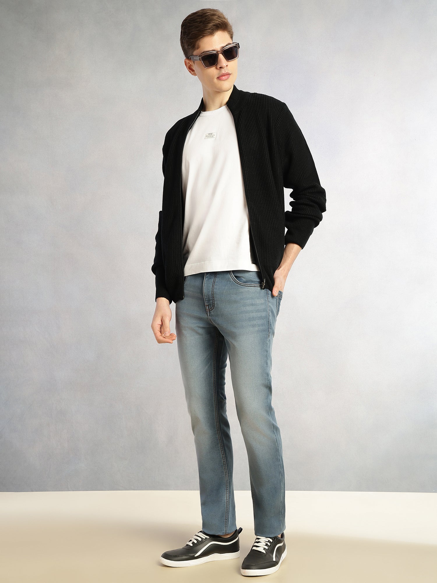 Thomas Scott Men Mid Blue Cricket Club Collection Straight Fit Mid-Rise Faded 5 Pockets Stretchable Jeans