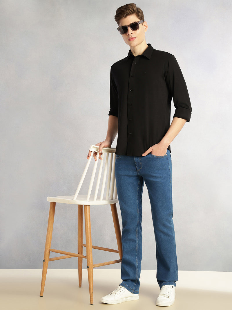 Thomas Scott Men Black Slim Fit Long Sleeves Spread Collar Solid Knitted Casual Shirt