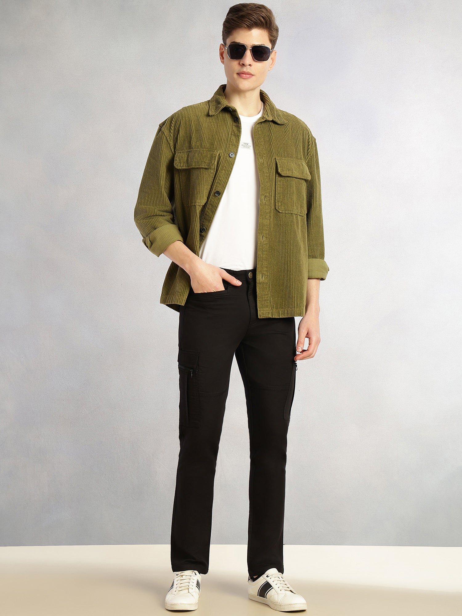 Thomas Scott Men Black Regular Fit Mid-Rise Solid Woven Utility Cargo Trouser