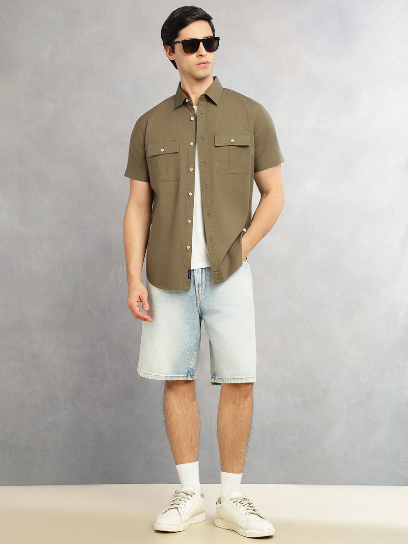 Thomas Scott Men Olive Cricket Club Collection Slim Fit Short Sleeve Spread Collar 2 Flap Pockets Solid Design Cotton Twill Casual Shirt