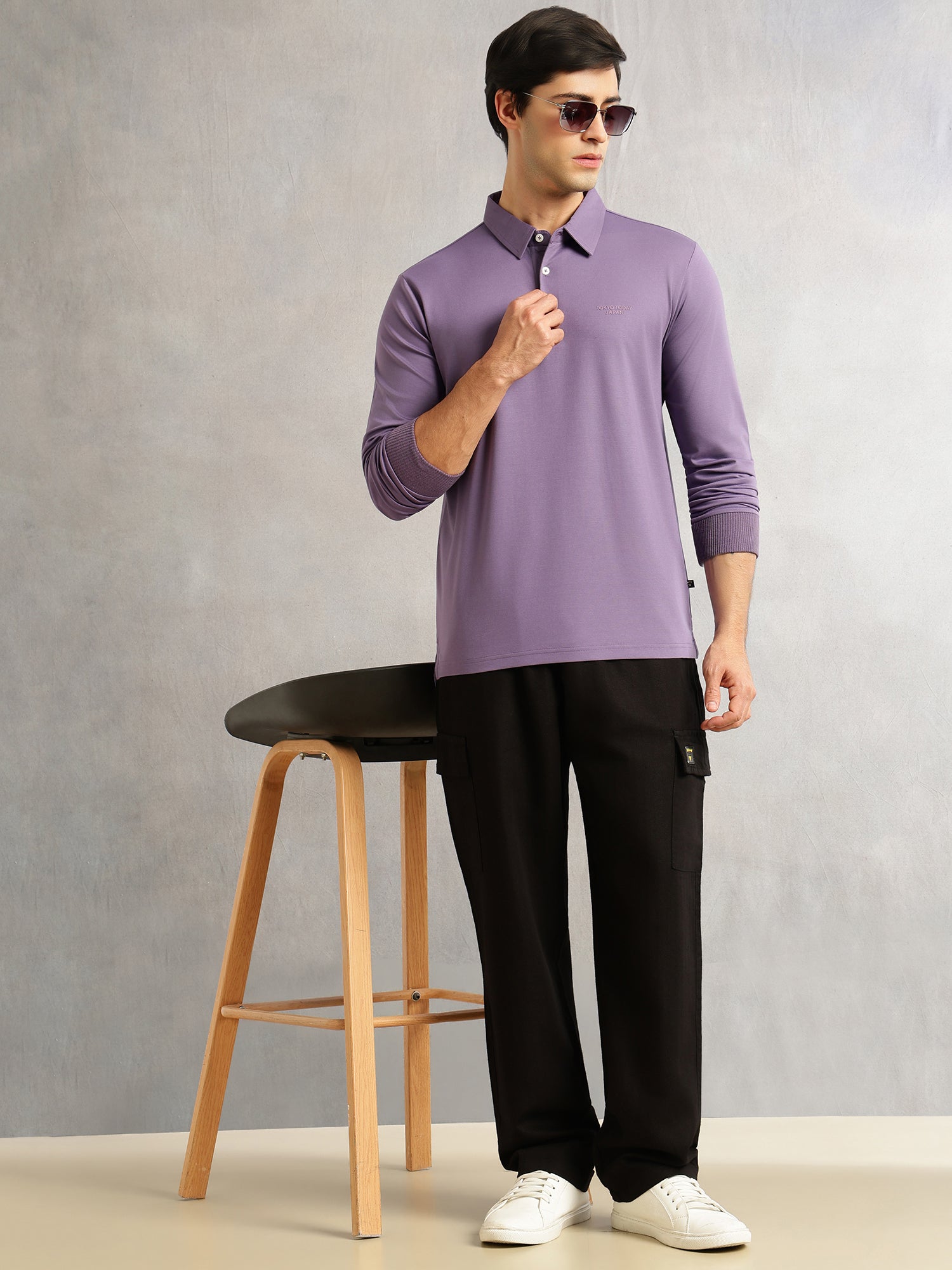 Thomas Scott Men Lavender Regular Fit Long Sleeves Solid Viscose Rayon Knitted Polo Collar Performance Tshirt