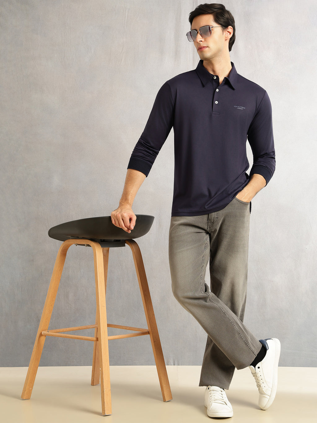 Thomas Scott Men Navy Regular Fit Long Sleeves Solid Viscose Rayon Knitted Polo Collar Performance Tshirt