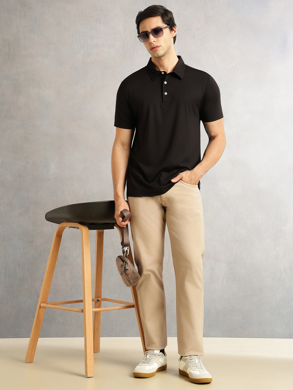 Thomas Scott Men Black Regular Fit Short Sleeves Viscose Rayon Solid Knitted Polo Collar Performance Tshirt