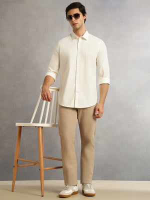 Thomas Scott Men Cream Premium Slim Fit Long Sleeves Spread Collar Solid Casual Shirt