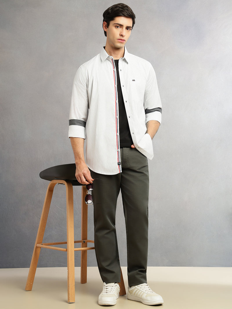 Thomas Scott Men White Regular Fit Long Sleeves Spread Collar Micro Checks 100% Cotton Casual Shirt
