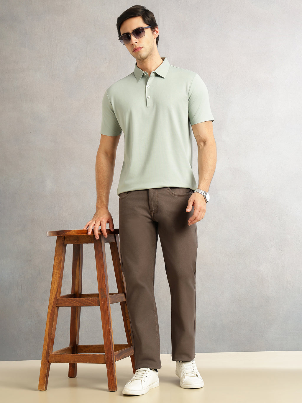 Thomas Scott Men Dark Olive Cricket Club Collection Straight Fit Mid-Rise Medium Shade Stretchable Jeans-Clean Look, 5 Pocket Design