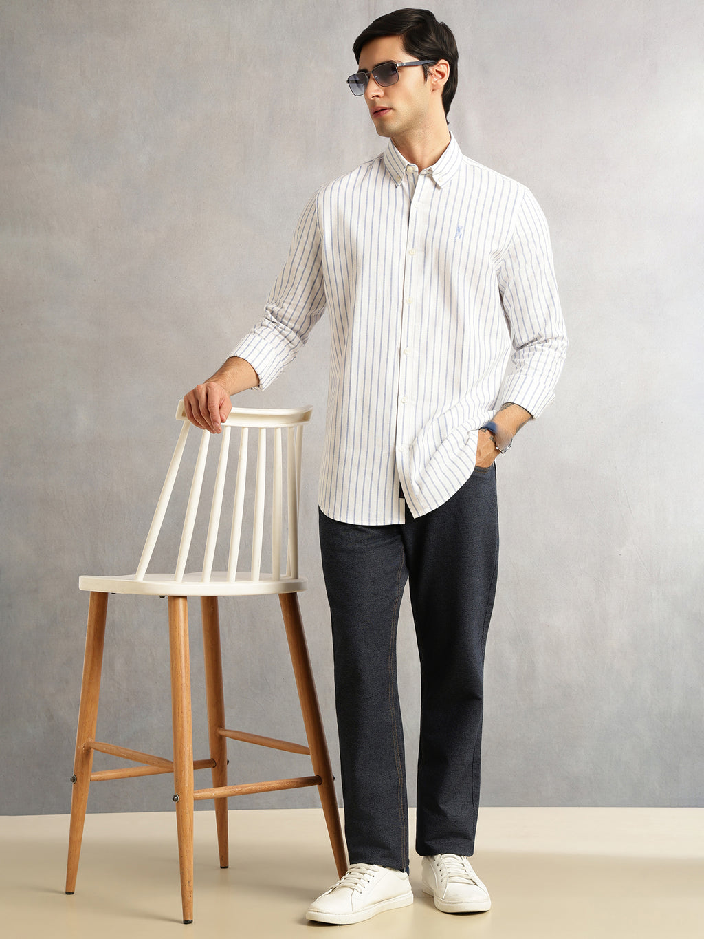 Thomas Scott Men Blue Cricket Club Collection Slim Fit Long Sleeves Button Down Collar Cotton Linen Oxford Shirt