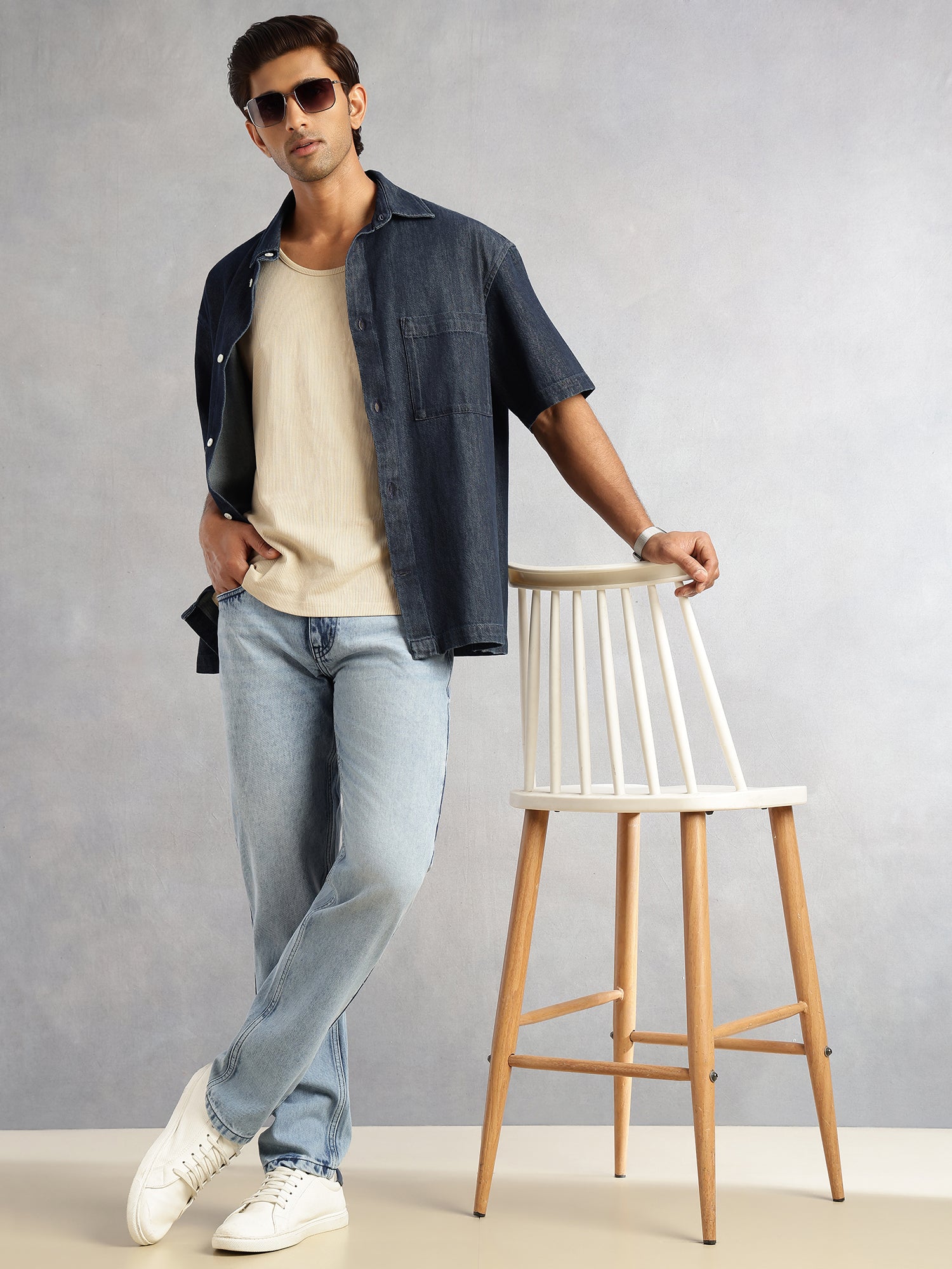 Thomas Scott Men Mid Blue Smart Slim Fit Mid-Rise Light Shade Clean Look 5 Pocket Design Non Stretchable Jeans