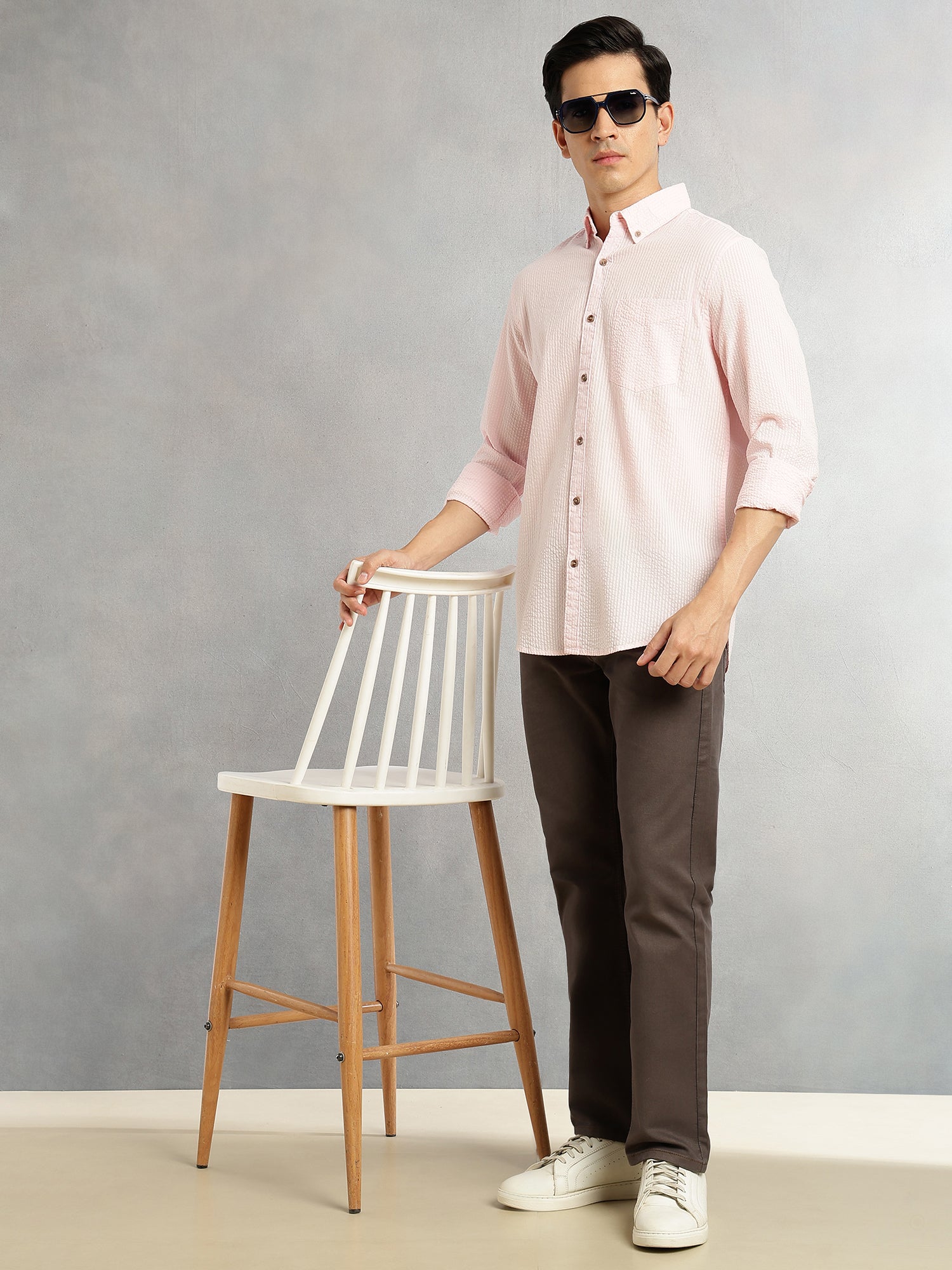 Thomas Scott Men Pink Premium Slim Fit Long Regular Sleeves Button-Down Collar Pinstripes 100% Cotton Seersucker Casual Shirt