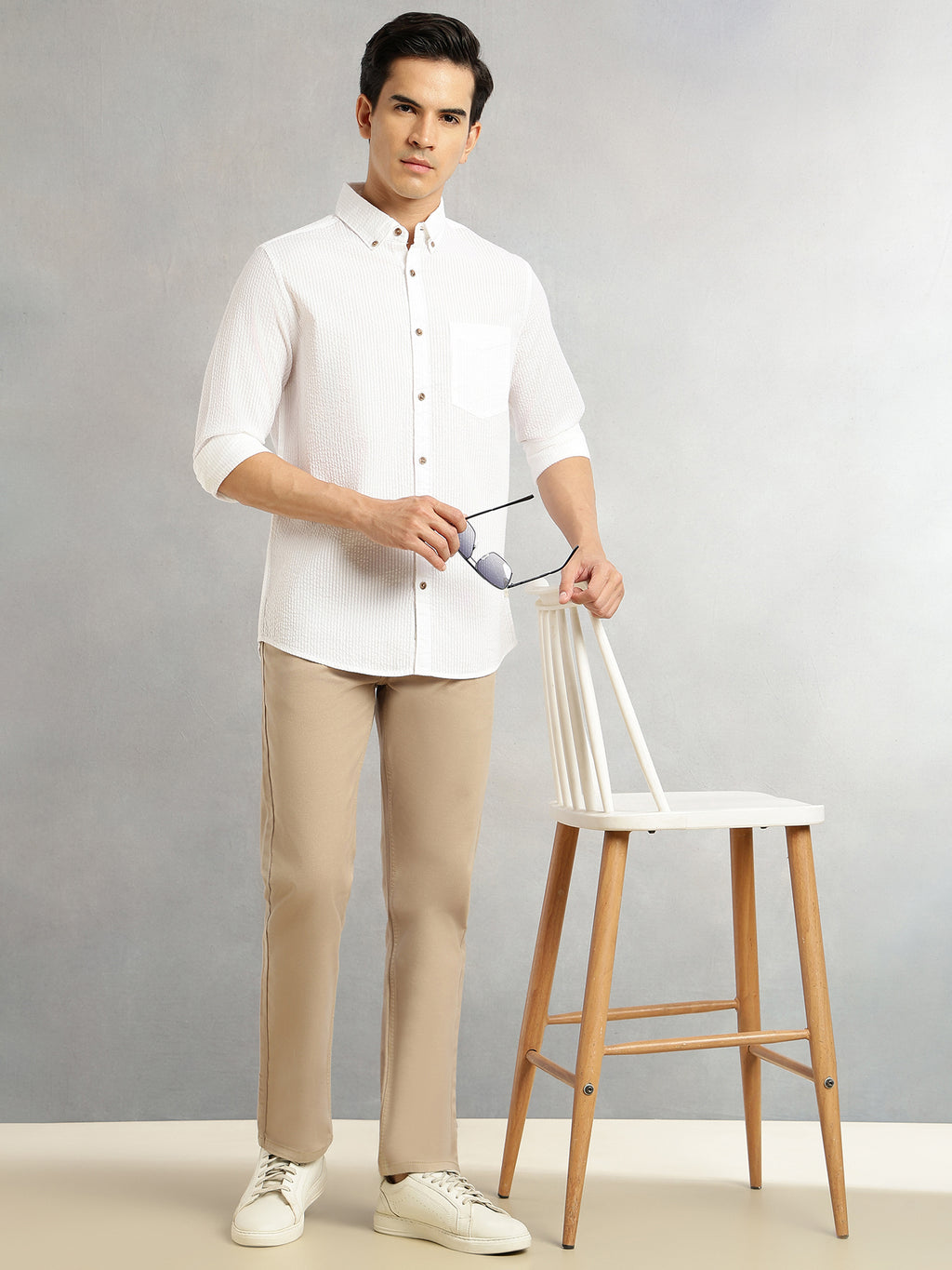 Thomas Scott Men White Premium Slim Fit Long Regular Sleeves Button-Down Collar Pinstripes 100% Cotton Seersucker Casual Shirt