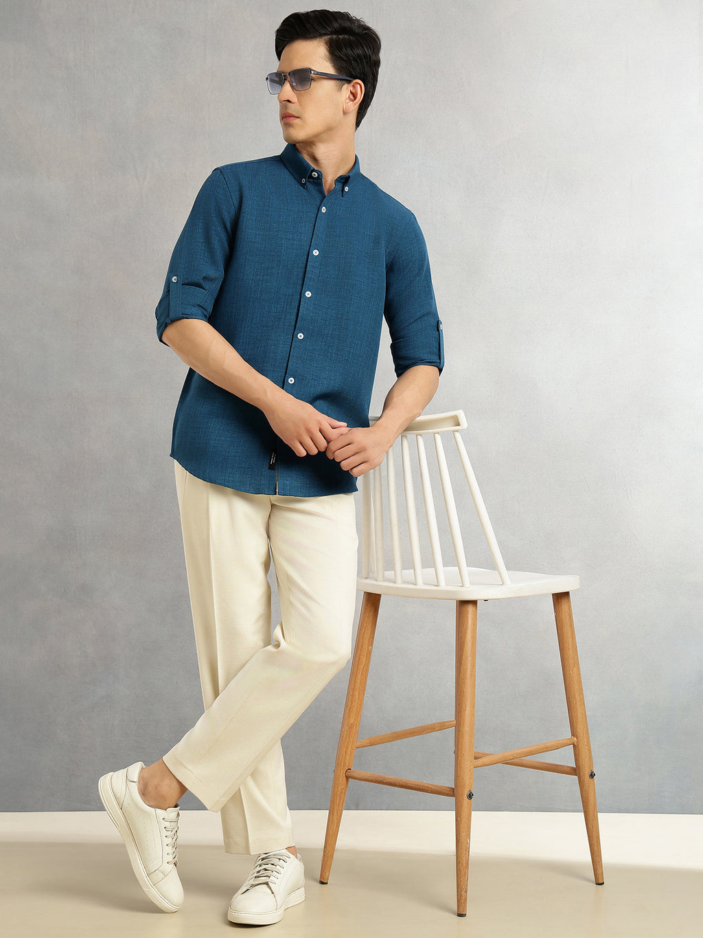 Thomas Scott Men Peacock Slim Fit Long Sleeves Button-Down Collar Polyester Casual Shirt