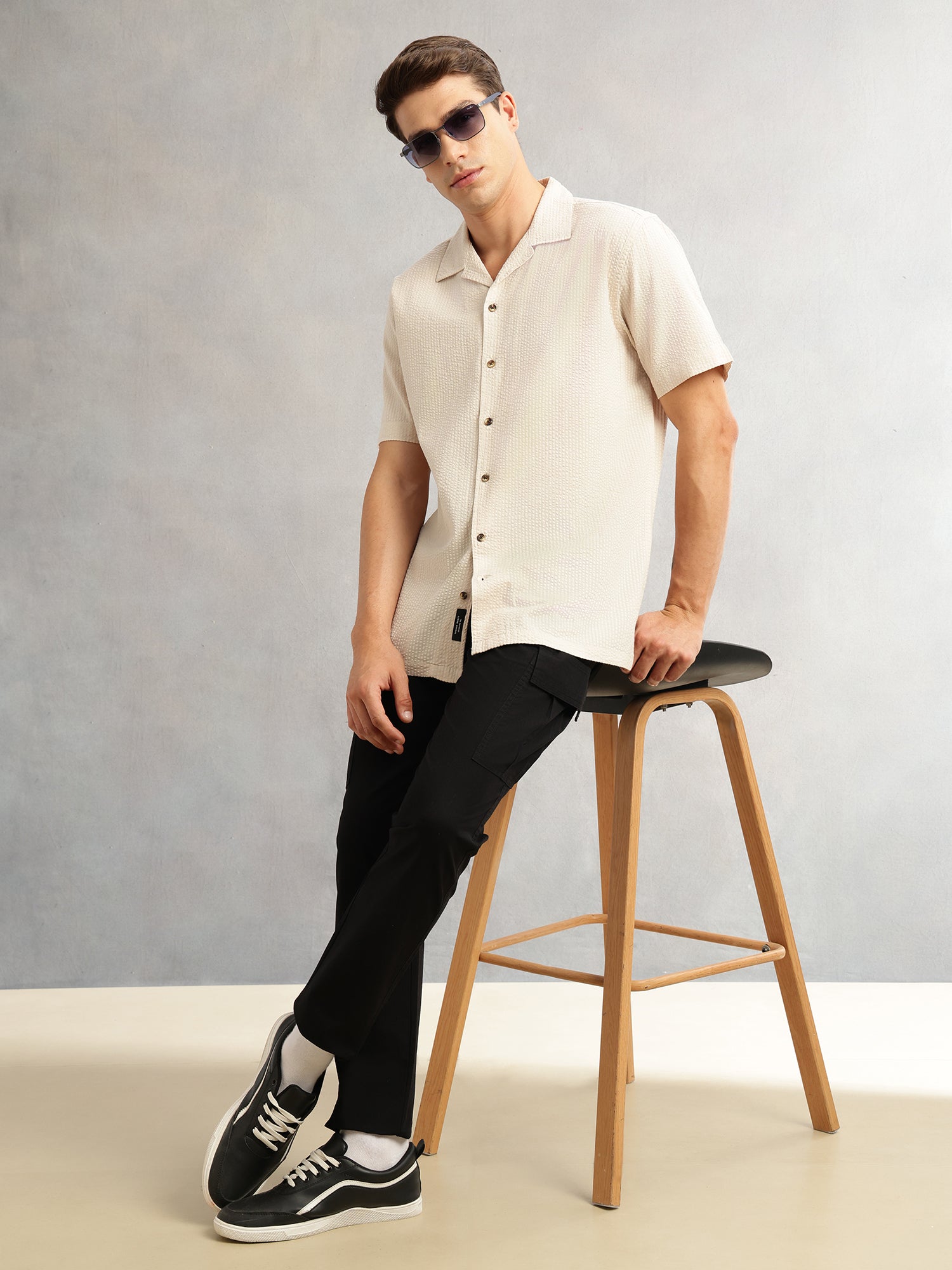 Thomas Scott Men Beige Premium Oversized Fit Short Sleeves Cuban Collar 100% Cotton Seersucker Shirt