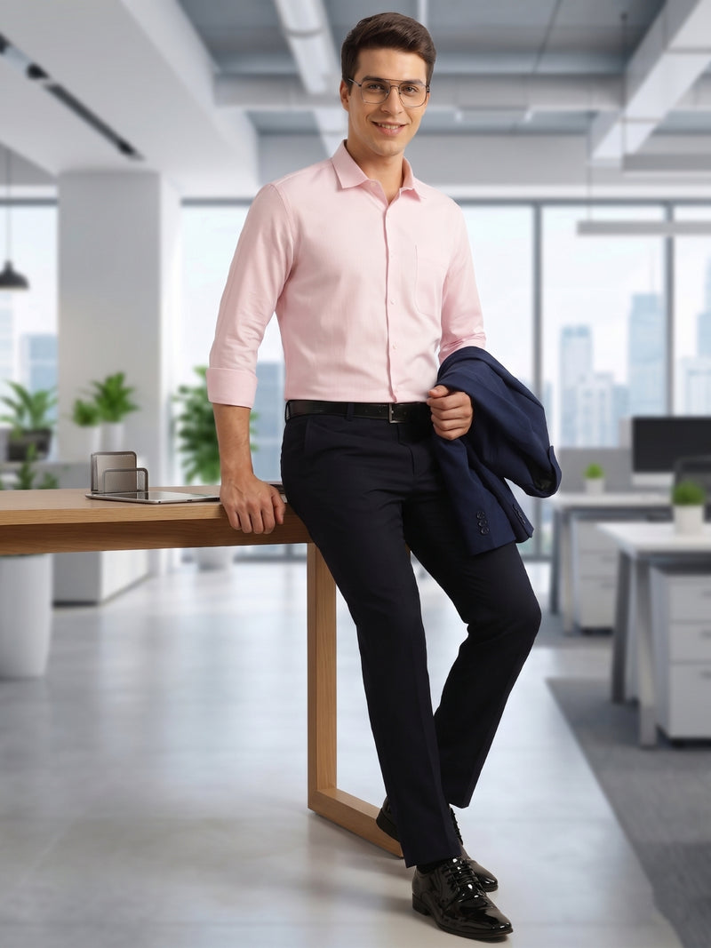 Thomas Scott Men Pink Regular Fit Long Sleeves Spread Collar with Contrast Fabric Solid 100% Cotton Formal Shirt